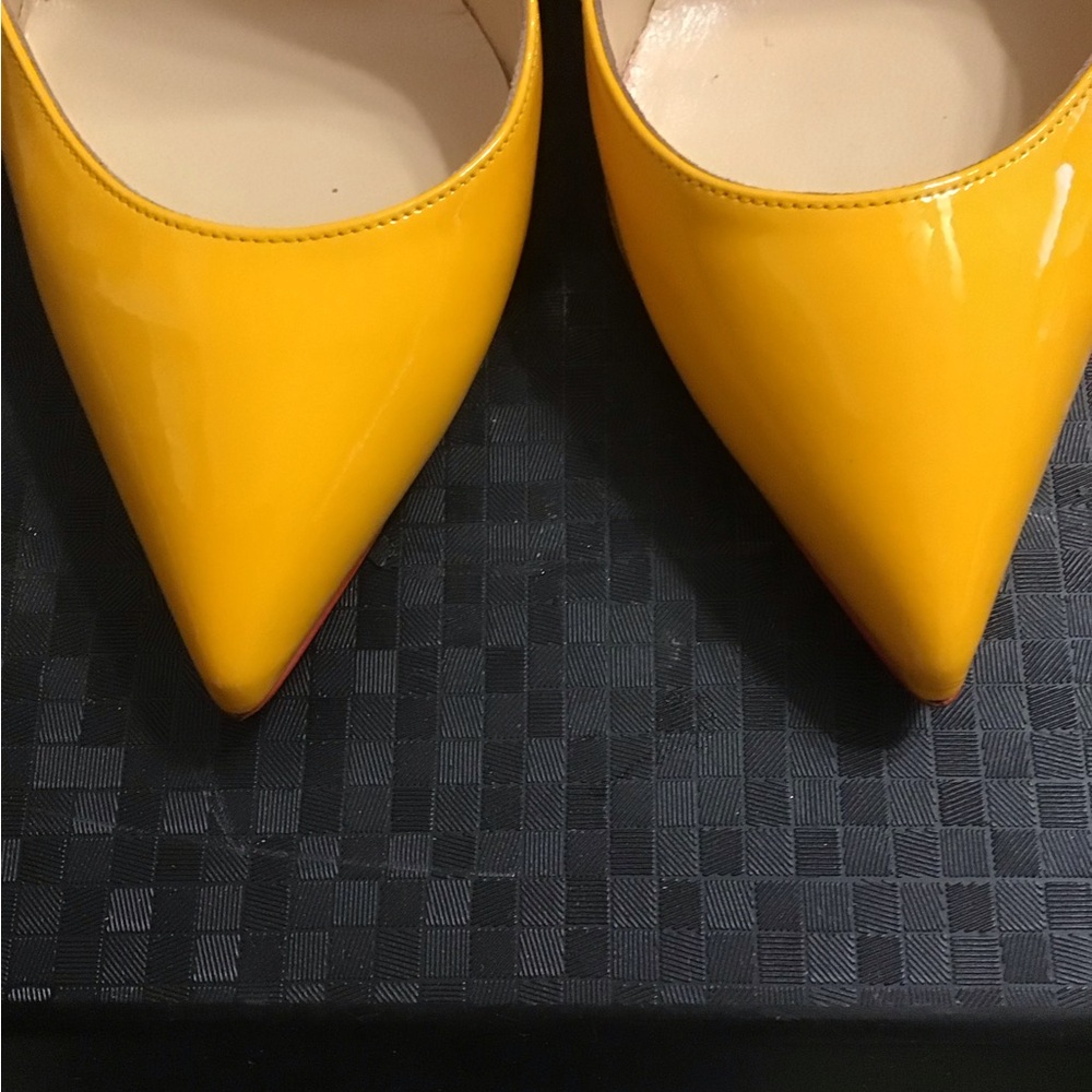Christian Louboutin Yellow Pigalle Size 9.5 - Picture 5 of 11